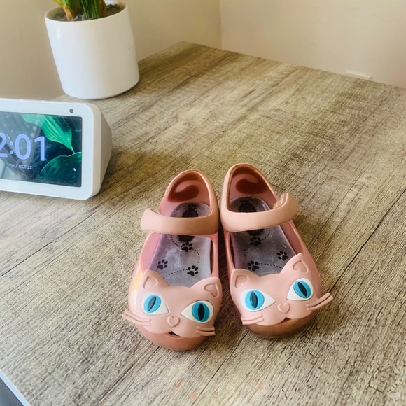 Mini Melissa pink Cat shoes - Picture 1 of 12